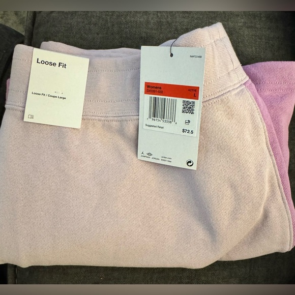 Women's Jordan Flight Fleece Colorblock Shorts - Picture 5 of 10